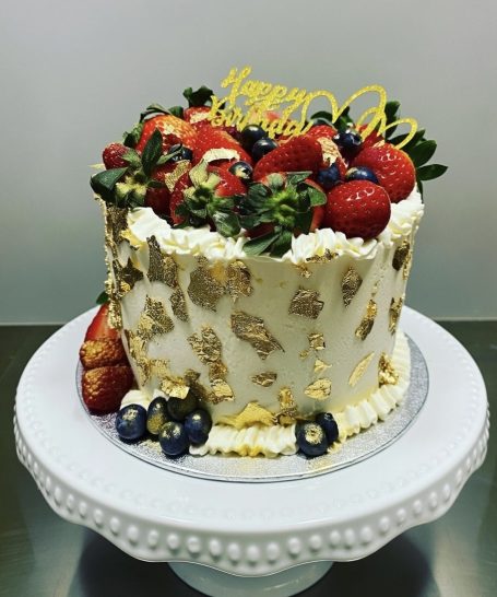 Bespoke Vanilla & Gold Dream